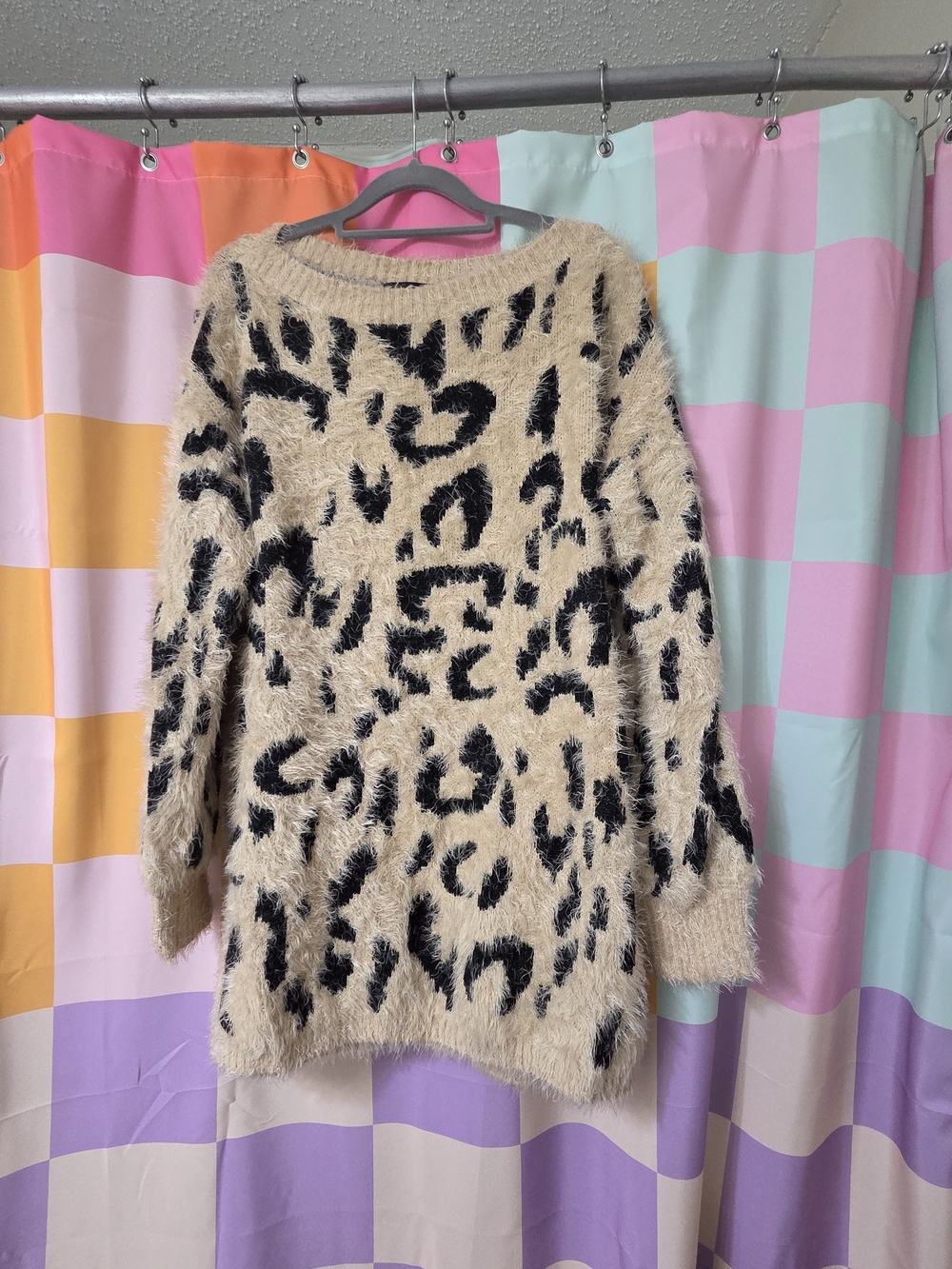 Lulus Cozy Leopard-Print Fuzzy Sweater - Beige/Black
